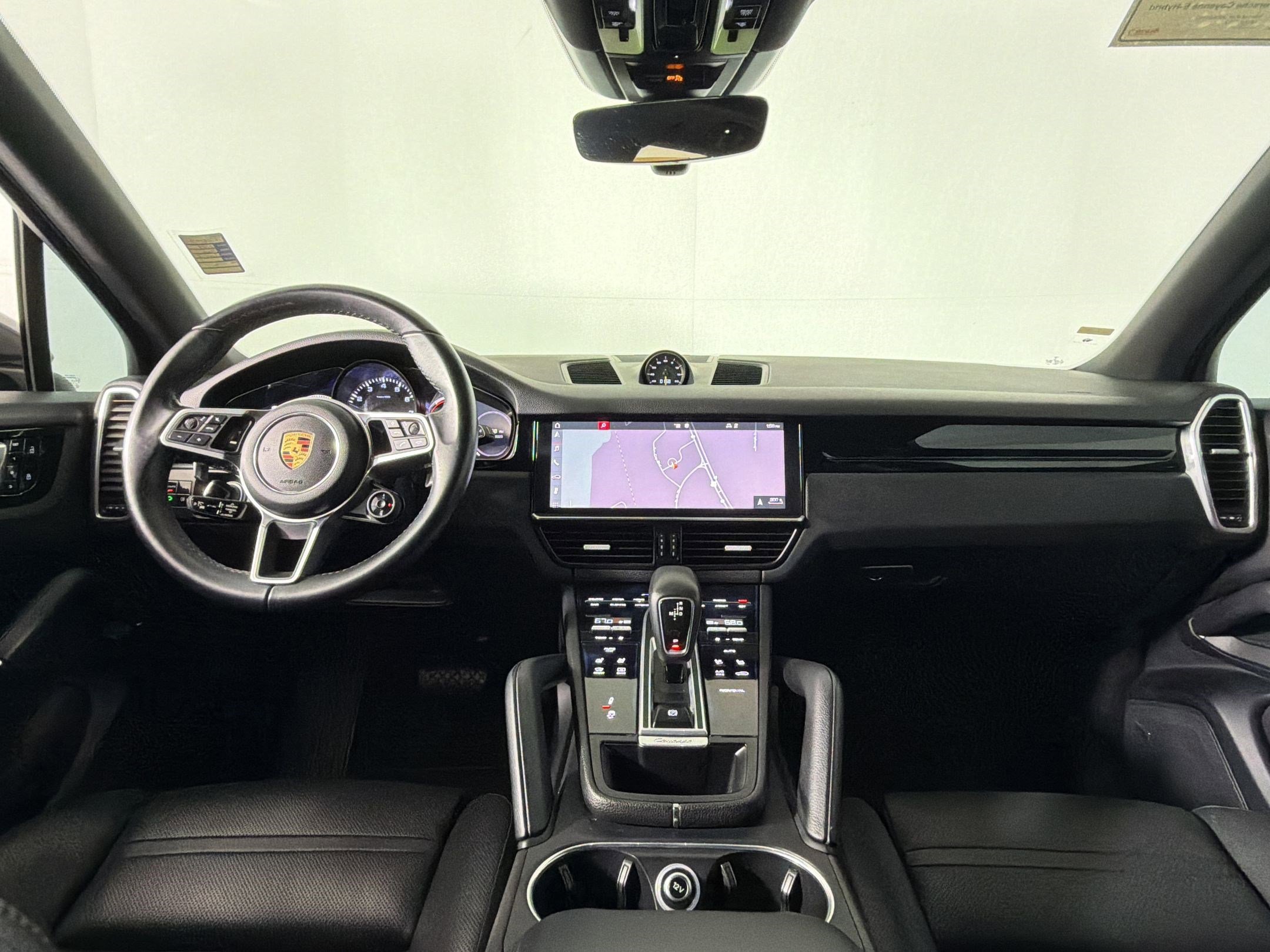 Used 2019 Porsche Cayenne E-Hybrid image 16