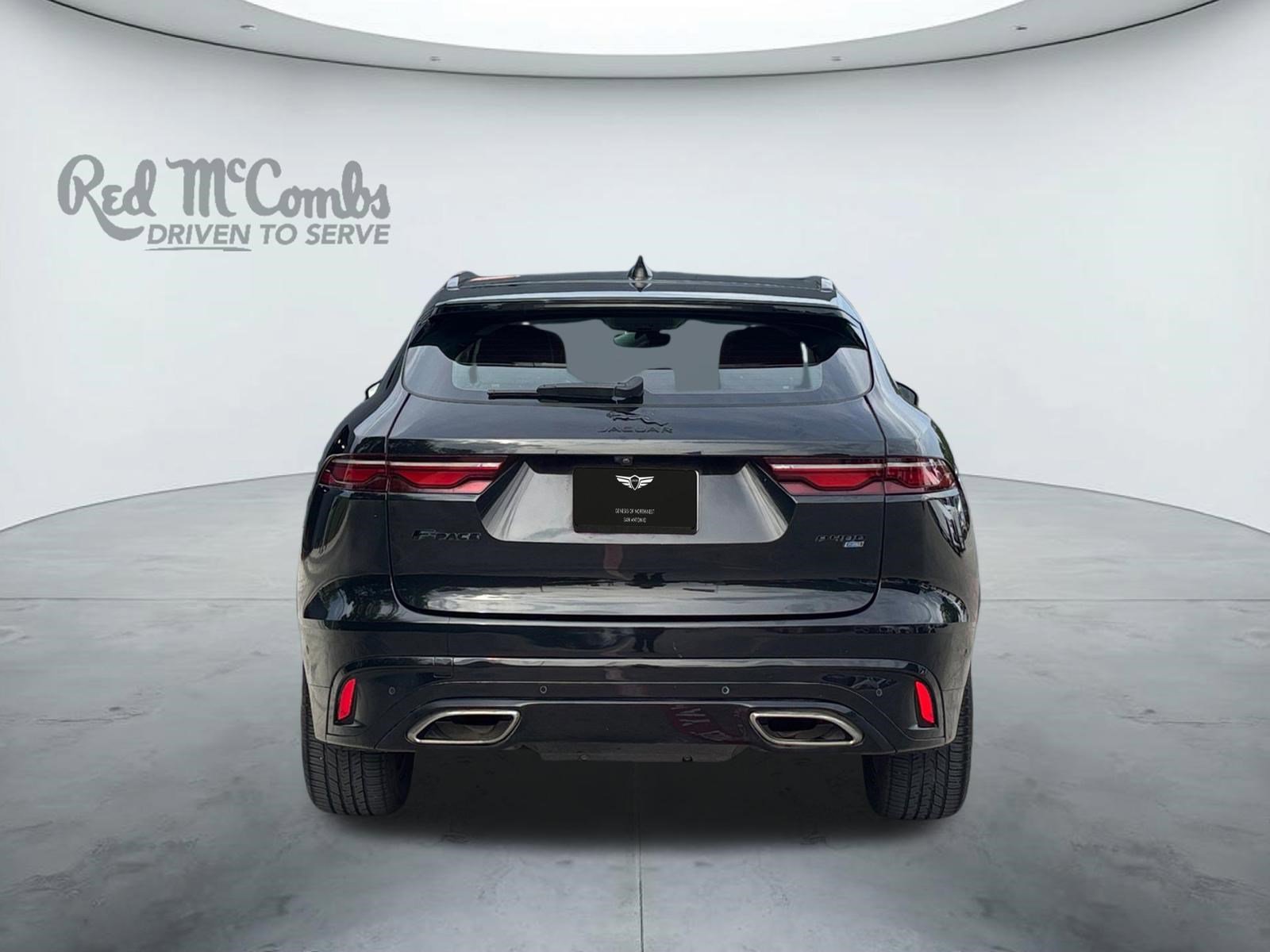 Used 2021 Jaguar F-PACE R-Dynamic S image 4