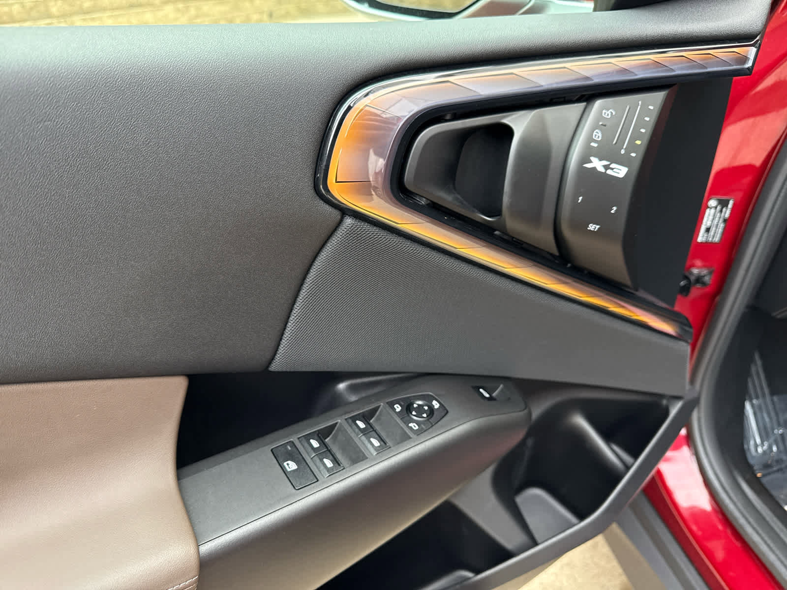 Certified 2025 BMW X3 xDrive30i w/ Premium Package image 16