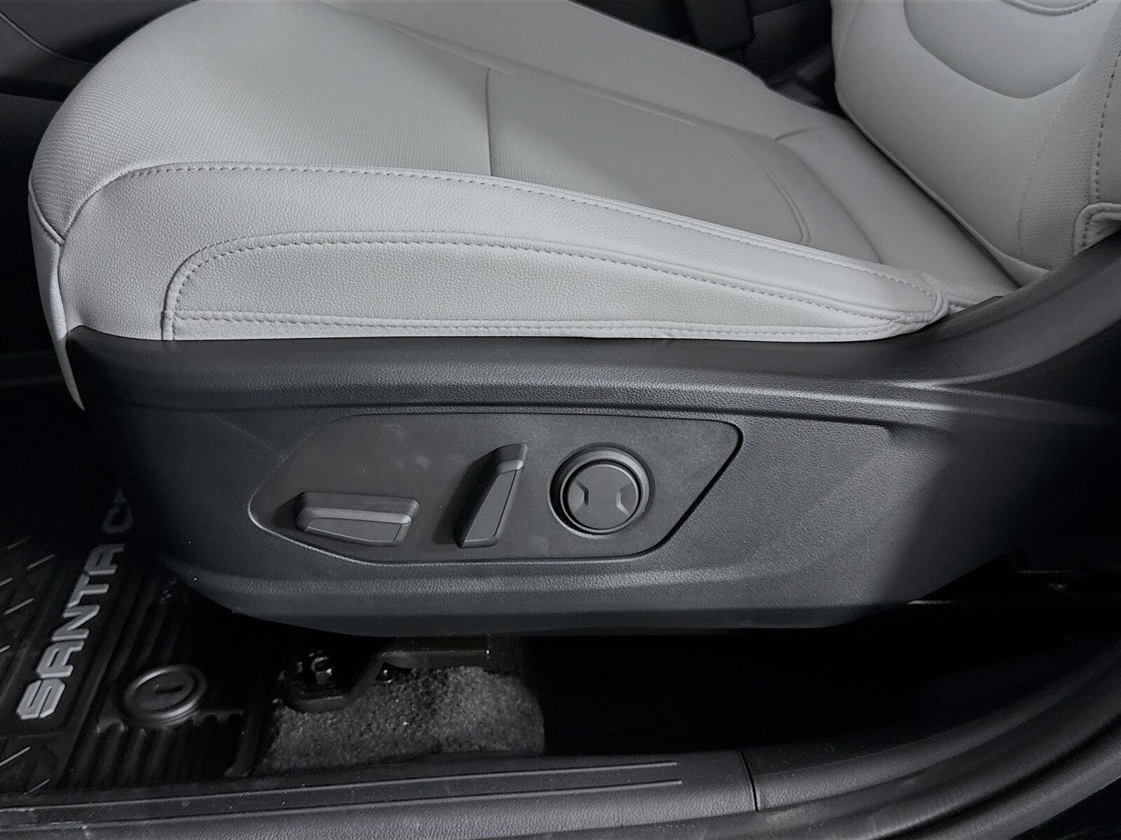 New 2026 Hyundai Santa Cruz SEL FWD image 19