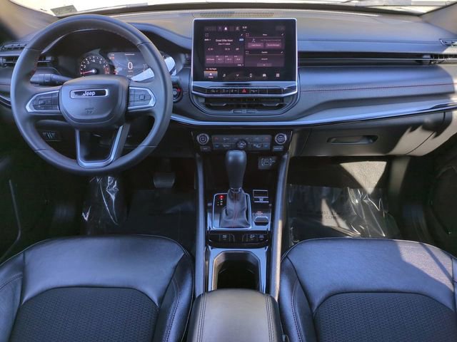 Used 2024 Jeep Compass Trailhawk image 15