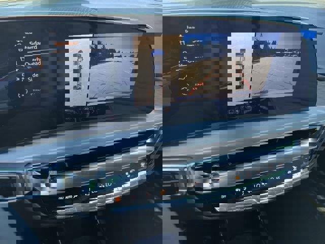 New 2026 Cadillac Lyriq Luxury image 16