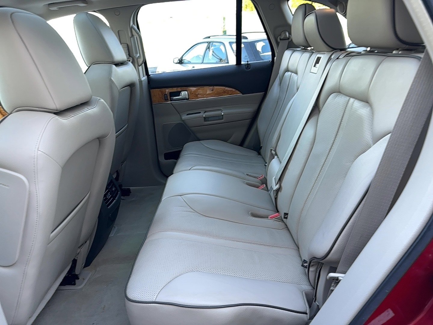 Used 2011 Lincoln MKX AWD w/ 102A Rapid Spec Order Code image 20