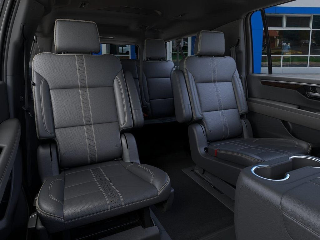 New 2026 Chevrolet Suburban High Country AWD/4WD image 17