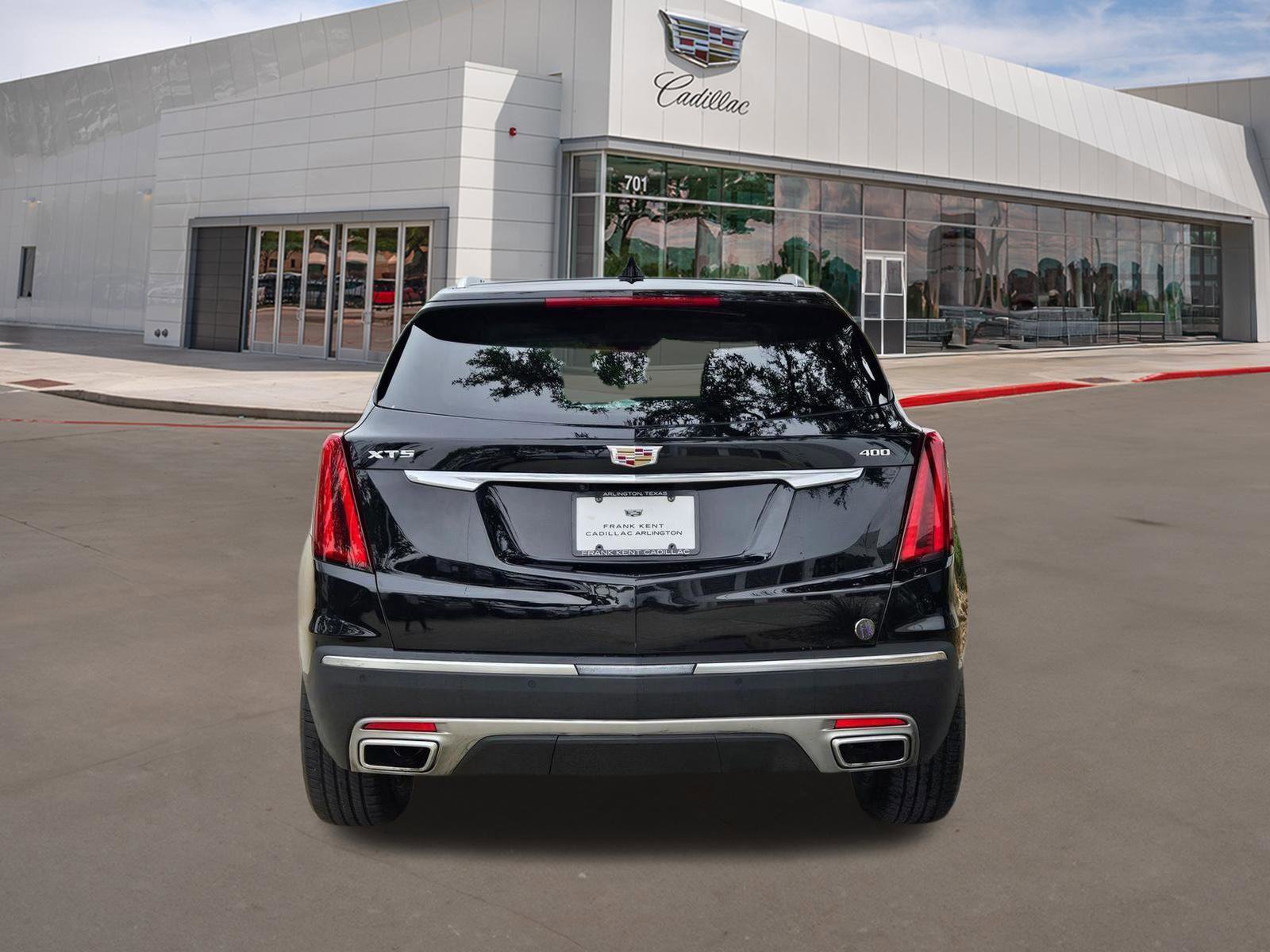 Certified 2023 Cadillac XT5 Premium Luxury FWD image 5