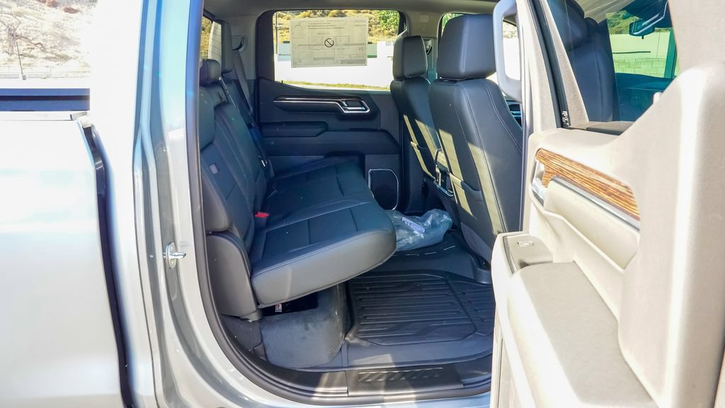 New 2026 GMC Sierra 1500 Elevation w/ Elevation Premium Package AWD/4WD image 12