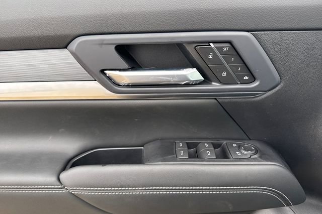 New 2026 GMC Terrain Elevation w/ Elevation Premium Package image 11