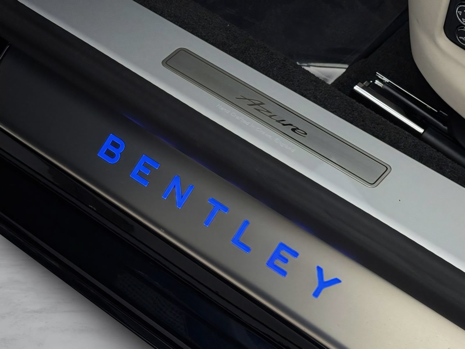 New 2026 Bentley Flying Spur Plug-In Hybrid AWD/4WD image 9