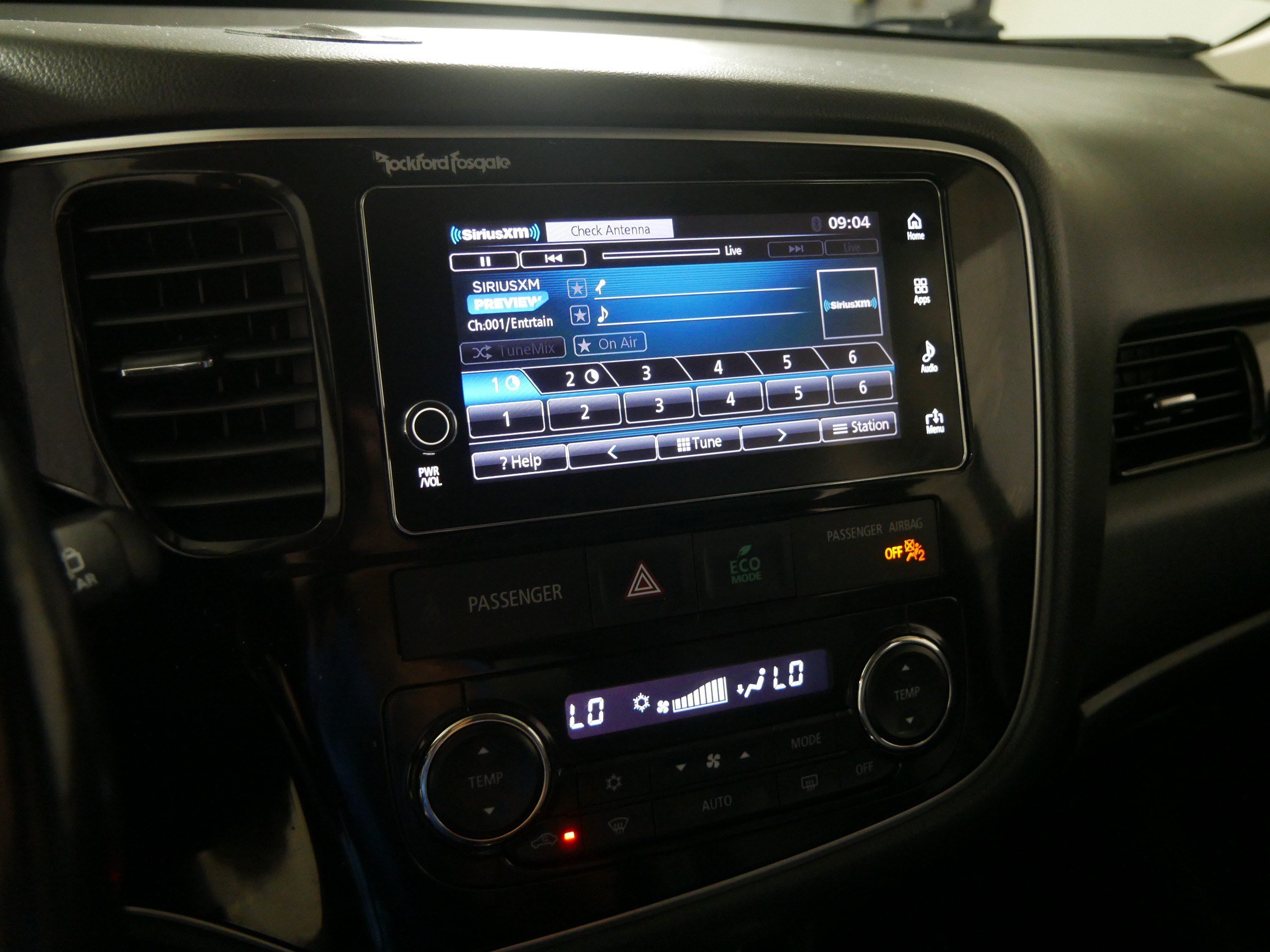 Used 2018 Mitsubishi Outlander GT AWD/4WD image 22