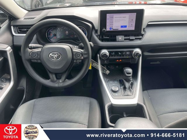 Used 2024 Toyota RAV4 LE AWD/4WD image 13