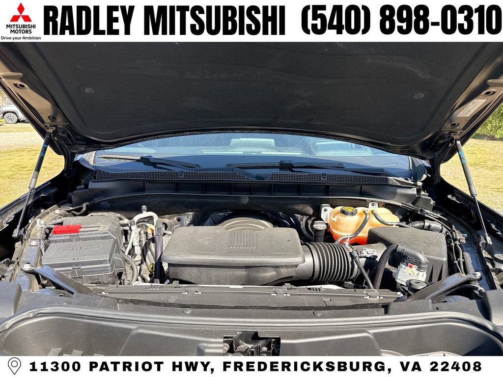 Used 2022 Chevrolet Suburban High Country image 16