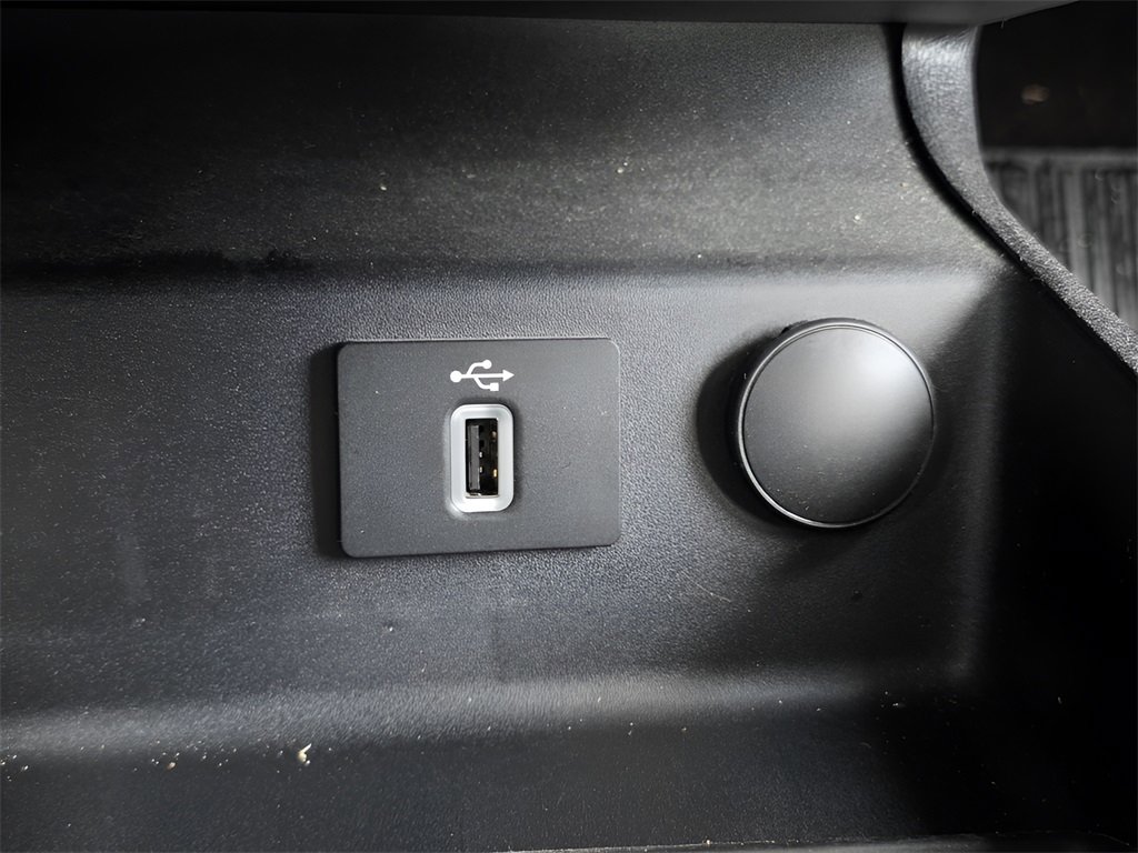 Used 2018 Ford Fusion SE image 30