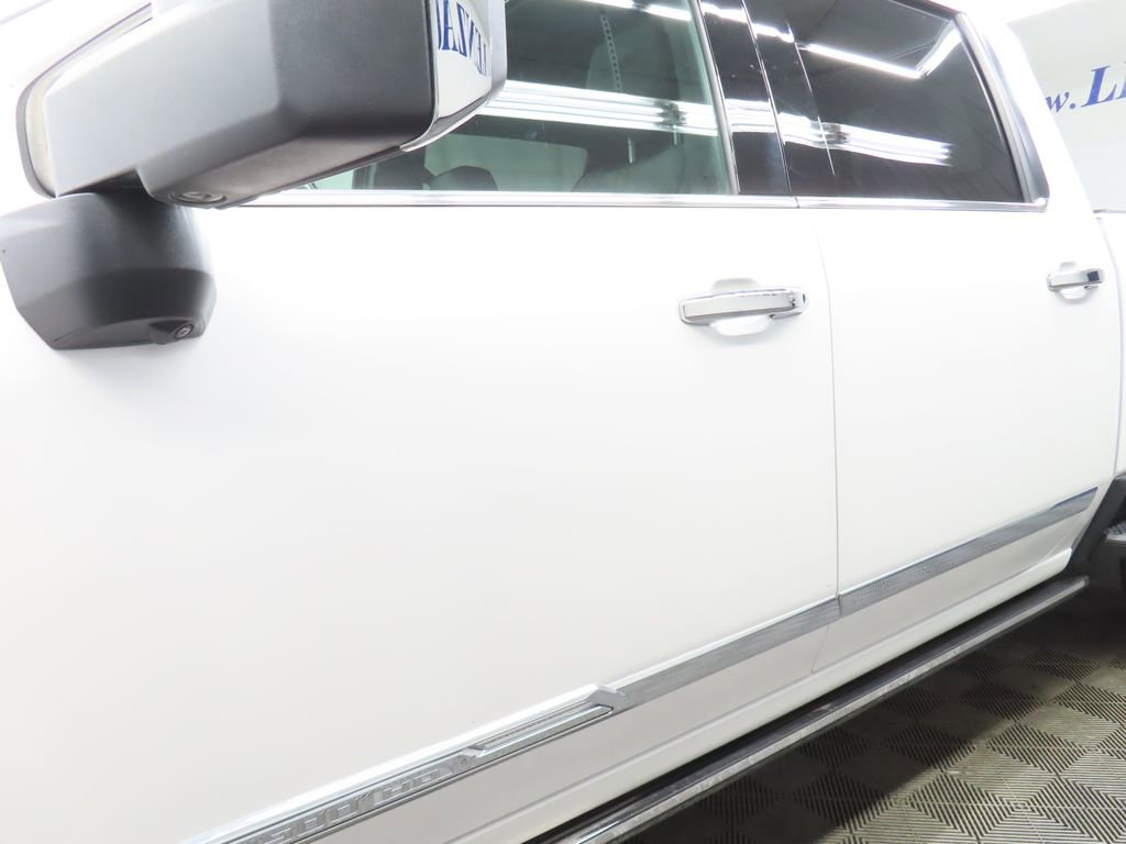 Used 2024 Chevrolet Silverado 2500 High Country w/ High Country Premium Package image 45