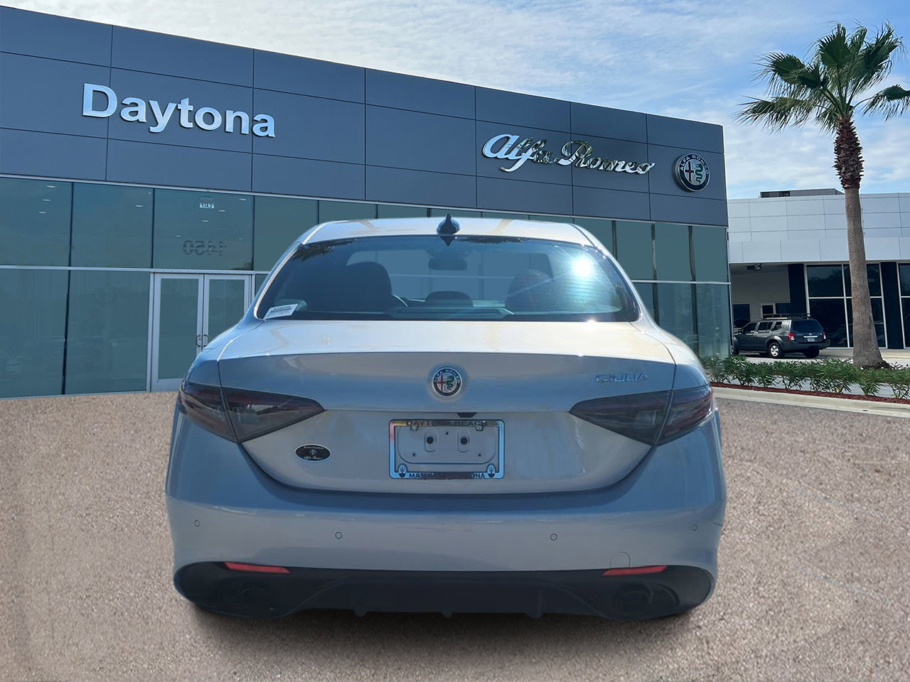 New 2025 Alfa Romeo Giulia w/ Driving Assist Package RWD image 4