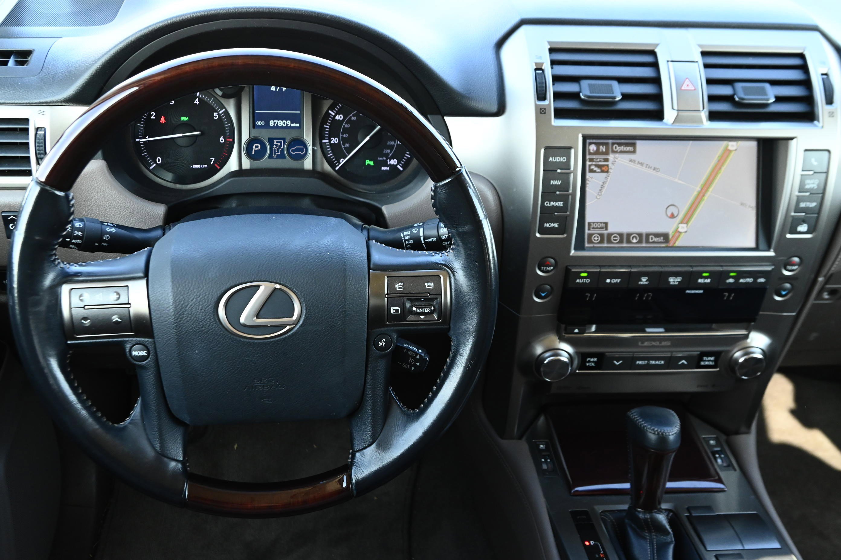 Used 2016 Lexus GX 460 Premium image 11