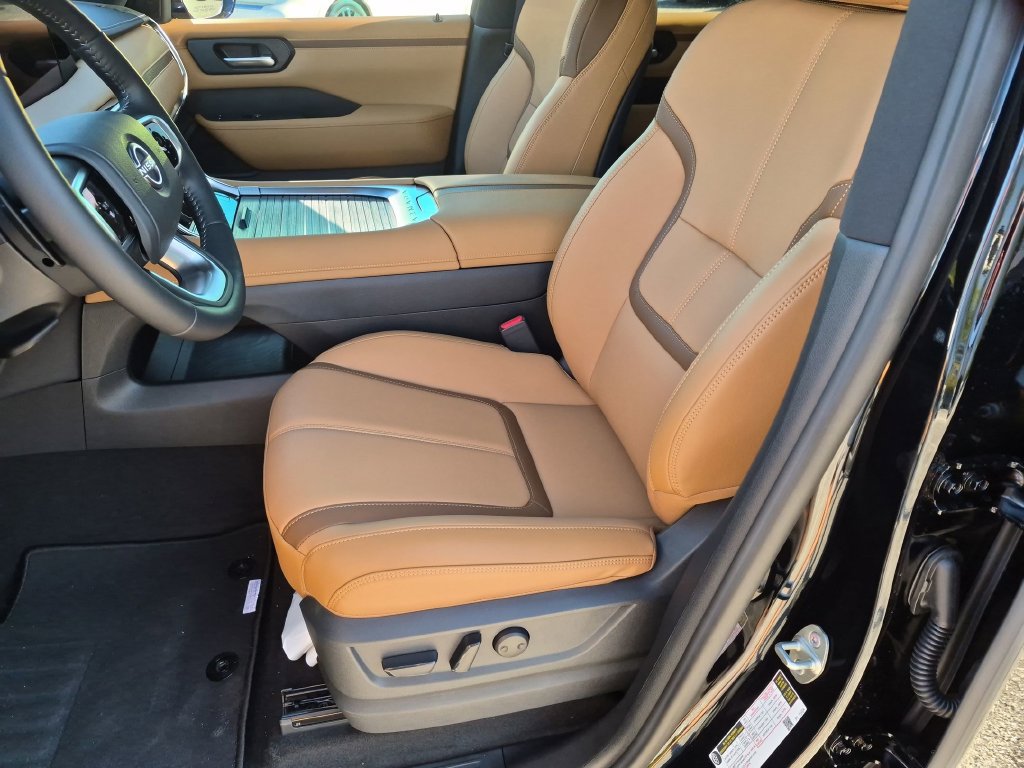 New 2027 Nissan Armada SL RWD image 16