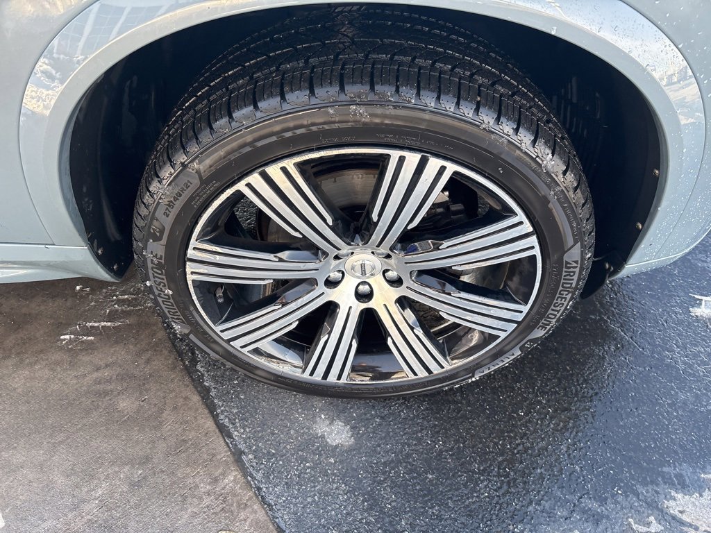 Used 2020 Volvo XC90 T6 Inscription w/ Protection Package Premier image 14