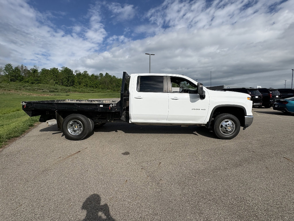 Used 2024 Chevrolet Silverado 3500 LT w/ Convenience Package AWD/4WD image 6