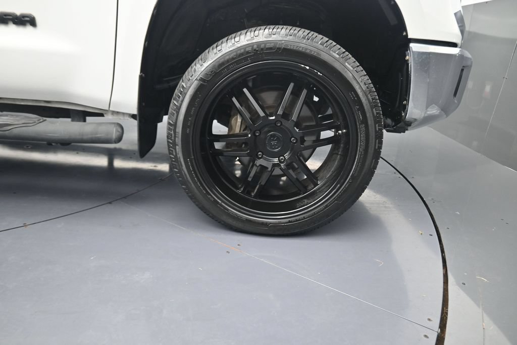 Used 2020 Toyota Tundra SR5 w/ SR5 Leather Package RWD image 6