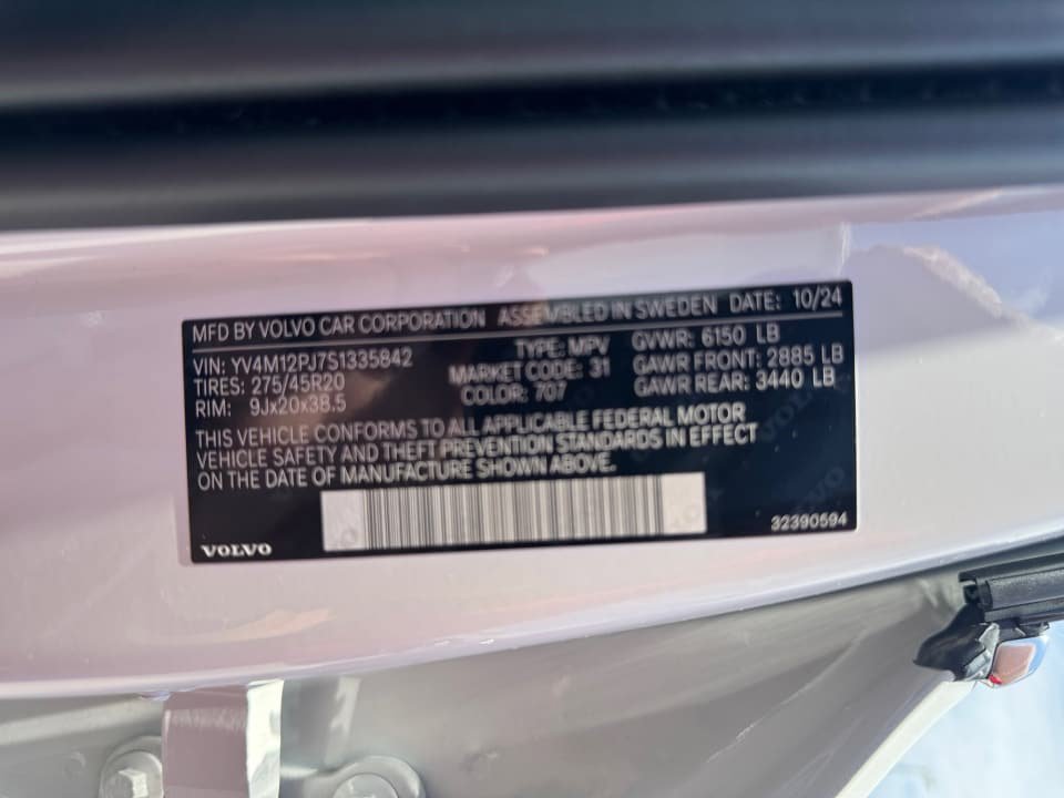 Certified 2025 Volvo XC90 B5 Core AWD/4WD image 35