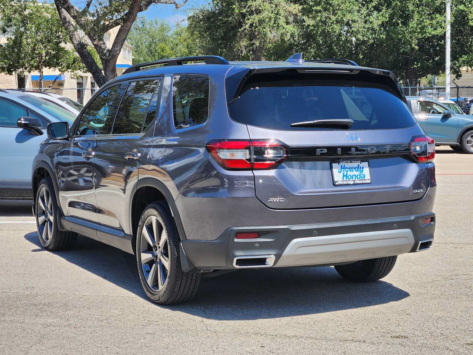 Certified 2024 Honda Pilot Elite image 5