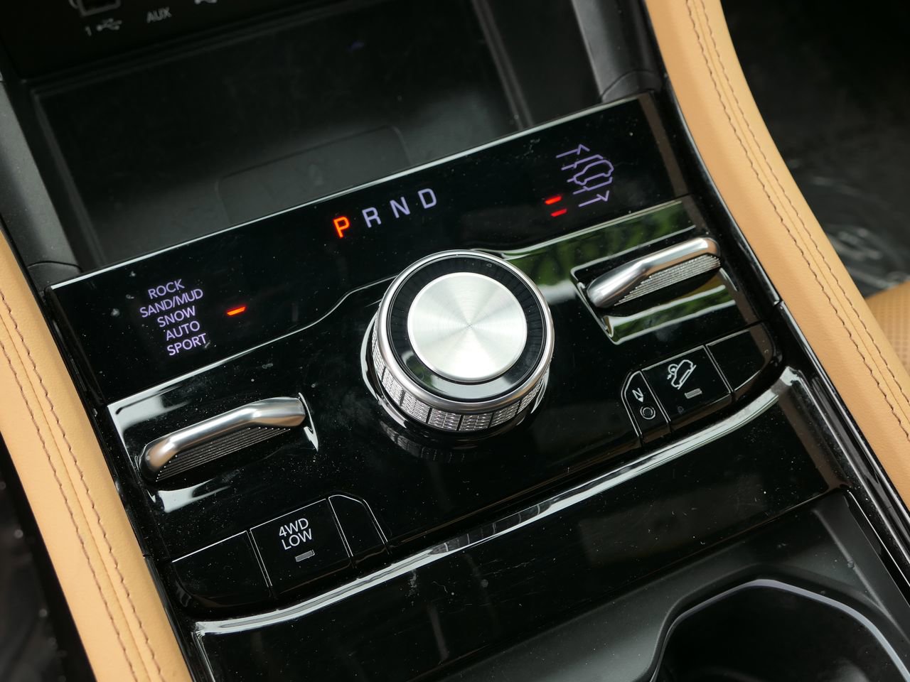 Used 2023 Jeep Grand Cherokee L Summit AWD/4WD image 21