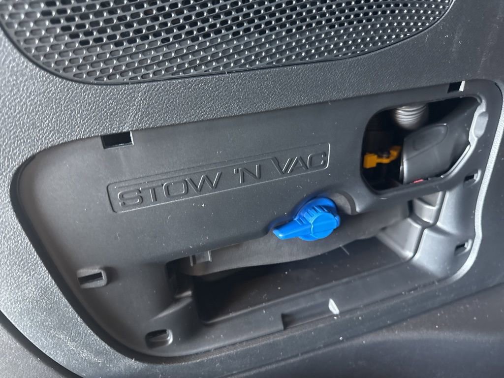 New 2026 Chrysler Pacifica Pinnacle image 45