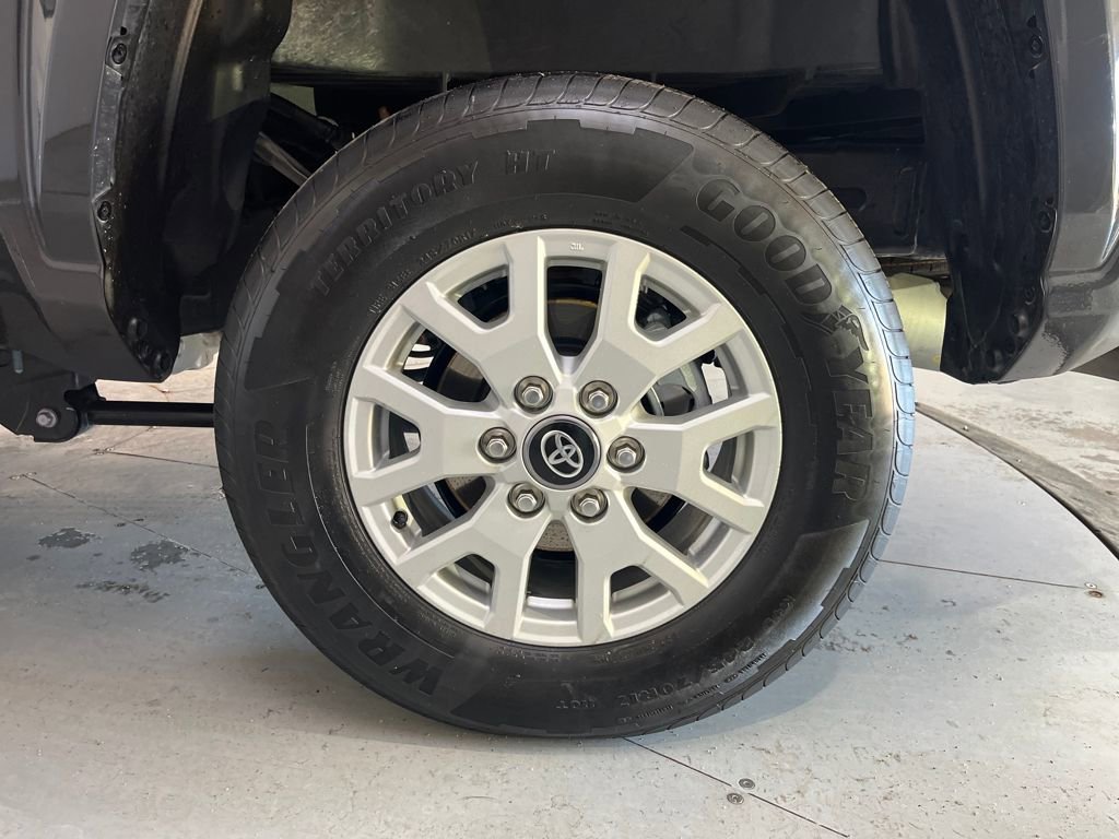 Used 2025 Toyota Tacoma SR5 image 14