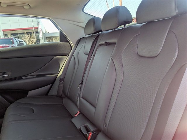 Used 2024 Hyundai Elantra Limited image 29