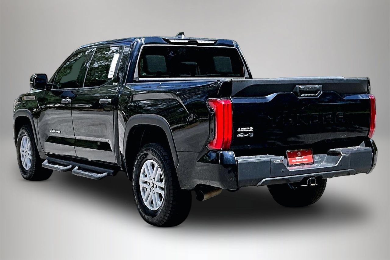 Used 2024 Toyota Tundra SR5 w/ SR5 Convenience Package AWD/4WD image 4