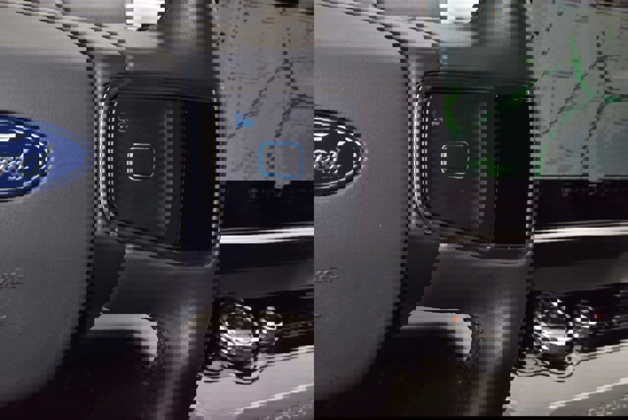 Certified 2025 Ford Expedition Active image 25