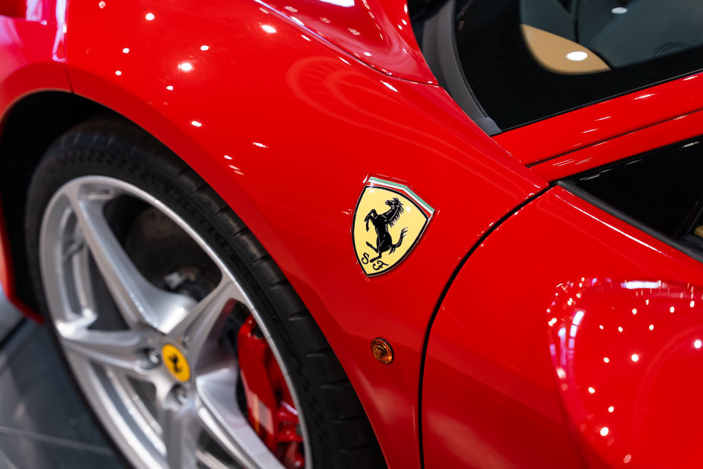 Used 2010 Ferrari 458 Italia Coupe RWD image 12