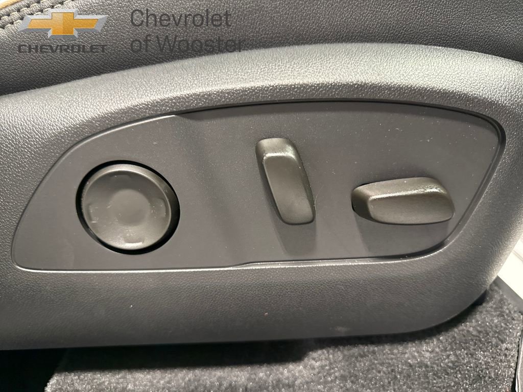 New 2026 Chevrolet Traverse High Country w/ LPO, Floor Liner Package image 30