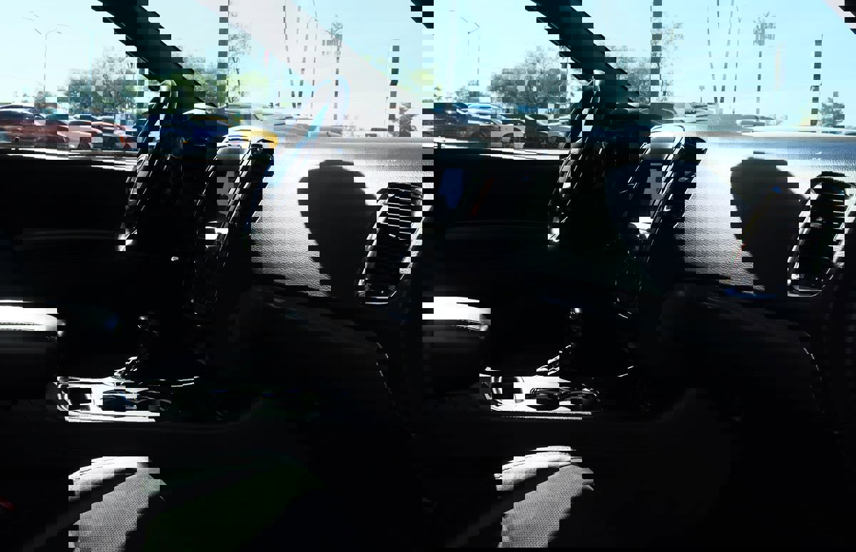 Used 2020 Dodge Durango GT image 39