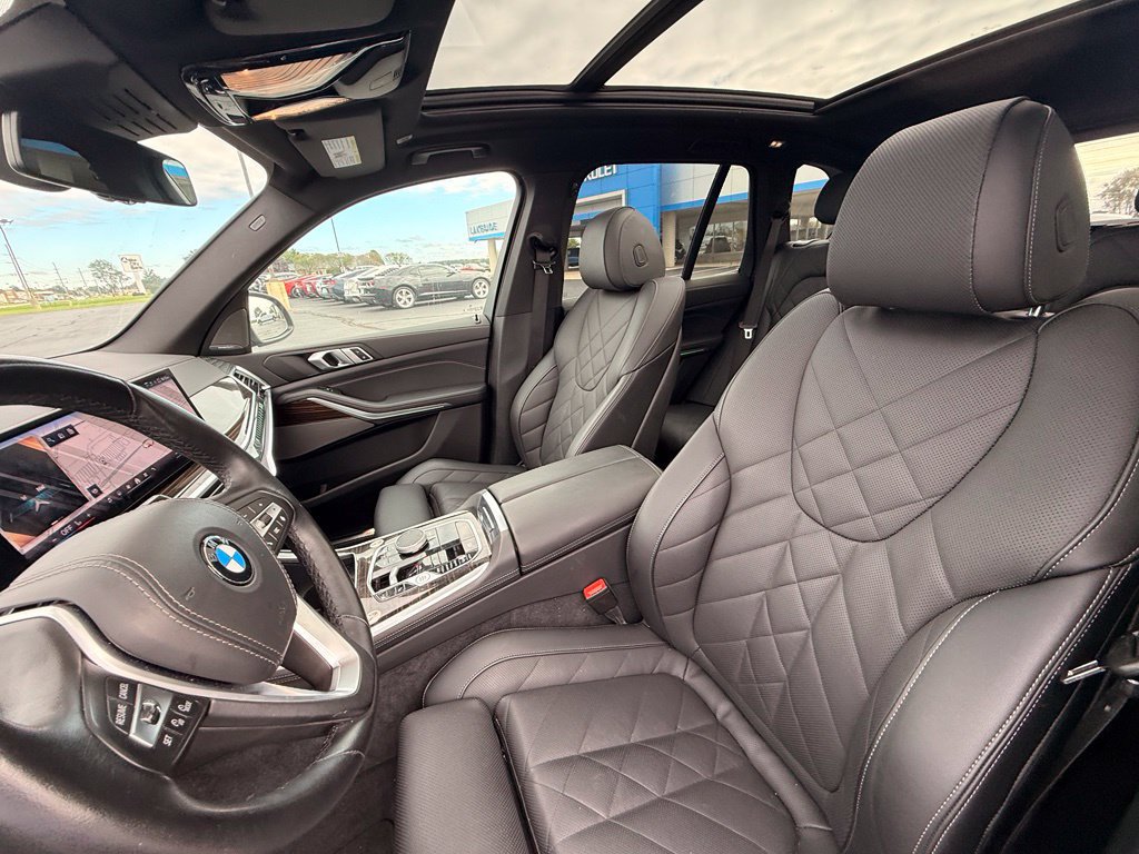 Used 2026 BMW X5 xDrive40i AWD/4WD image 11