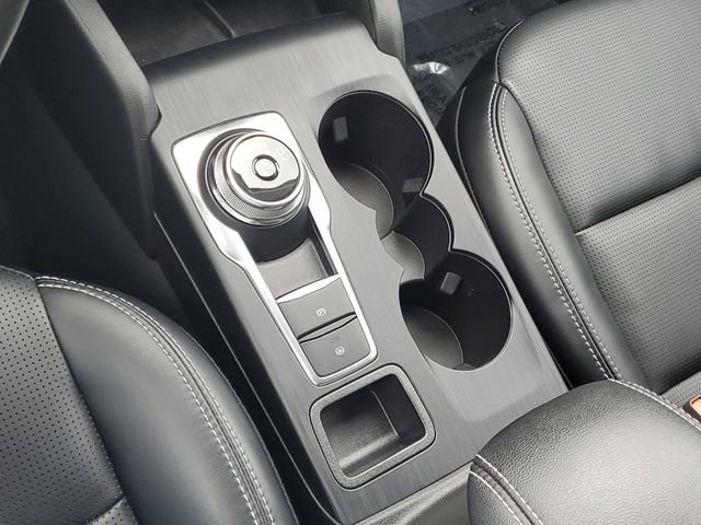 Used 2024 Ford Escape Platinum image 23
