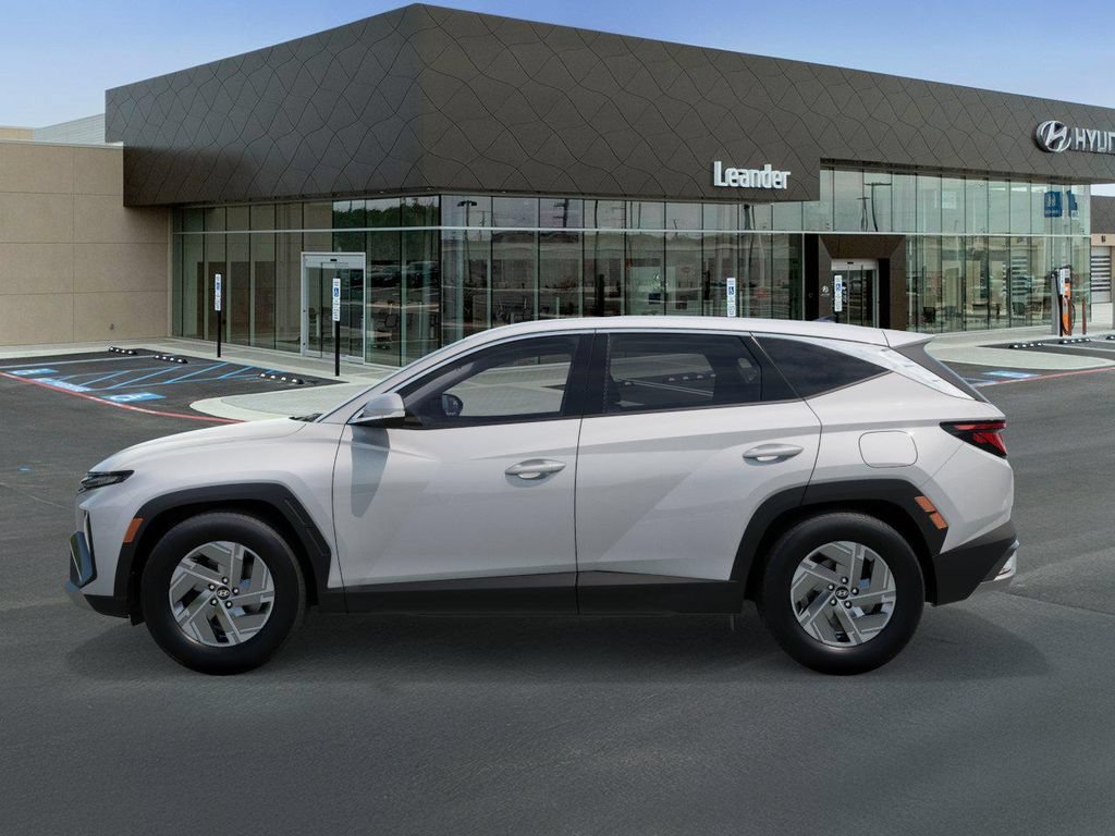 New 2026 Hyundai Tucson Blue SE FWD image 3