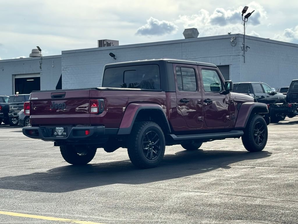 Used 2022 Jeep Gladiator Sport AWD/4WD image 7