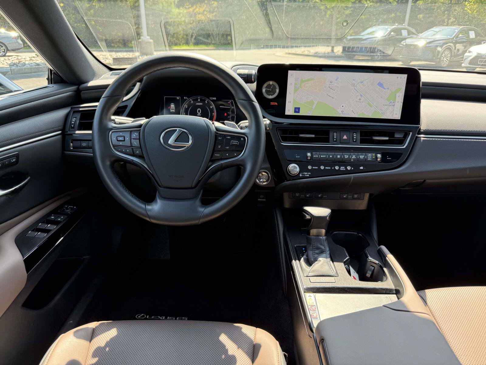 Used 2025 Lexus ES 350 w/ Premium Package FWD image 8