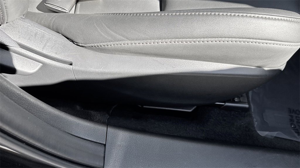 Used 2020 MAZDA MAZDA3 Sedan w/ Preferred Package image 45