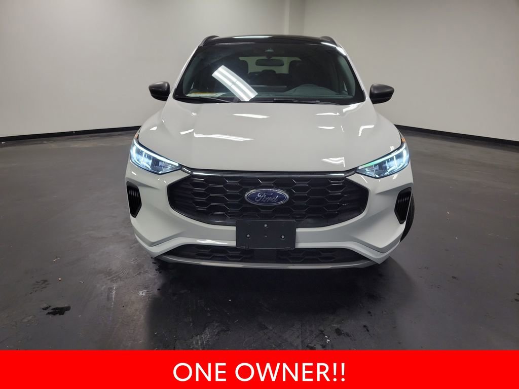 Used 2023 Ford Escape ST-Line w/ Tech Pack #1 image 3