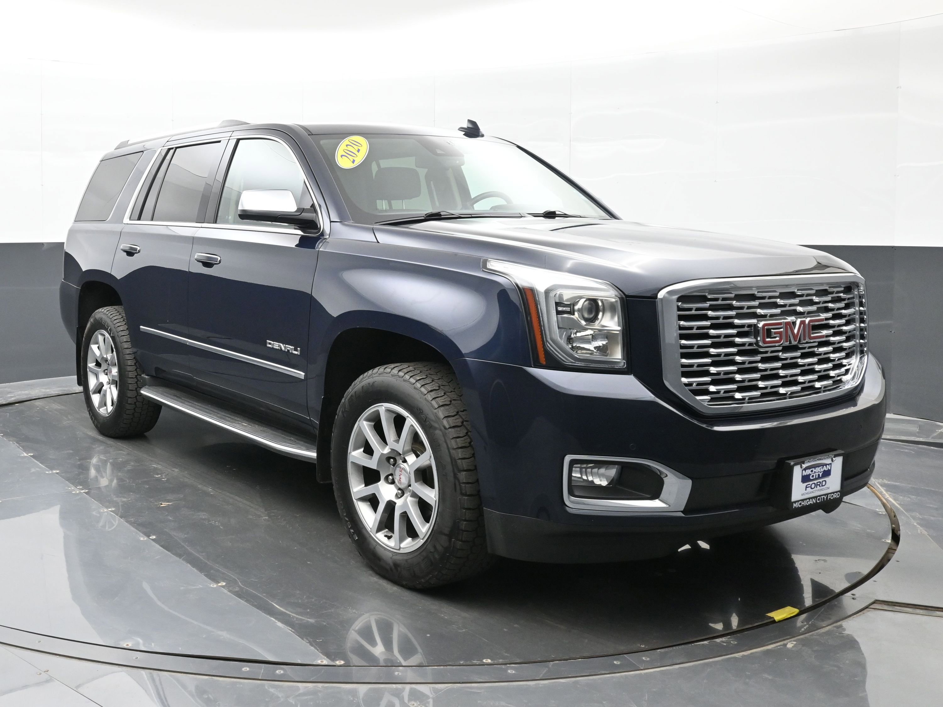 Used 2020 GMC Yukon Denali w/ Open Road Package AWD/4WD image 6