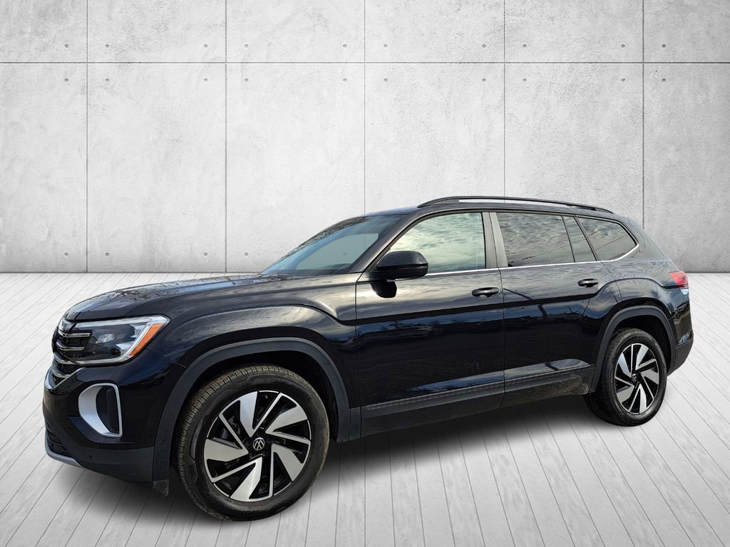 Used 2025 Volkswagen Atlas SE
