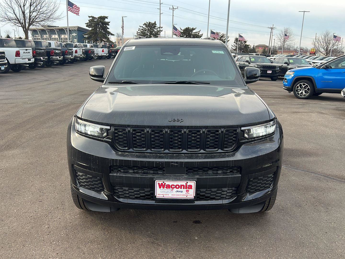 New 2025 Jeep Grand Cherokee L Laredo w/ Trailer Tow Package AWD/4WD image 3