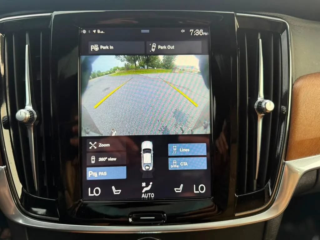Used 2017 Volvo S90 T6 Inscription w/ Vision Package AWD/4WD image 25