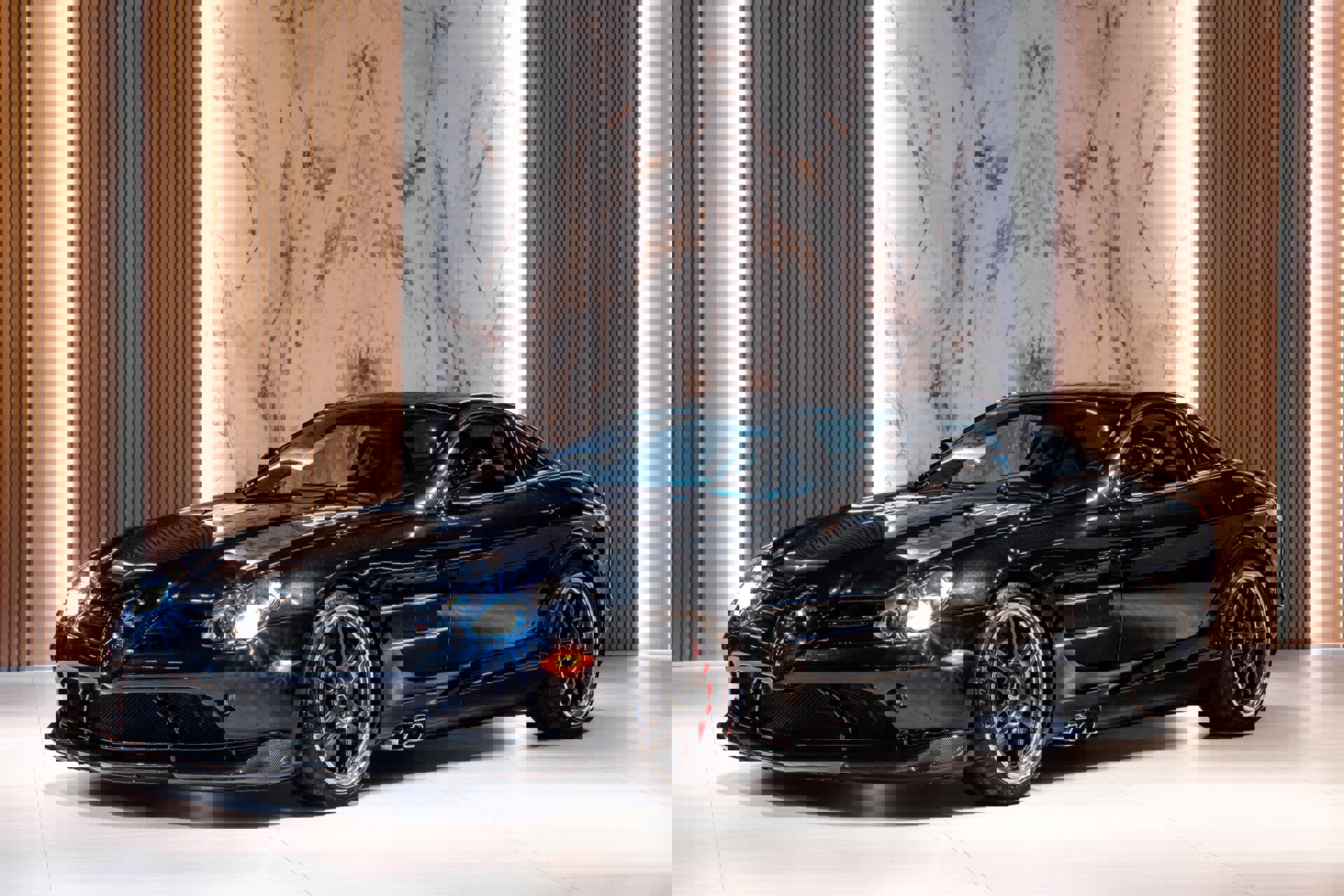 Used 2006 Mercedes-Benz SLR image 1