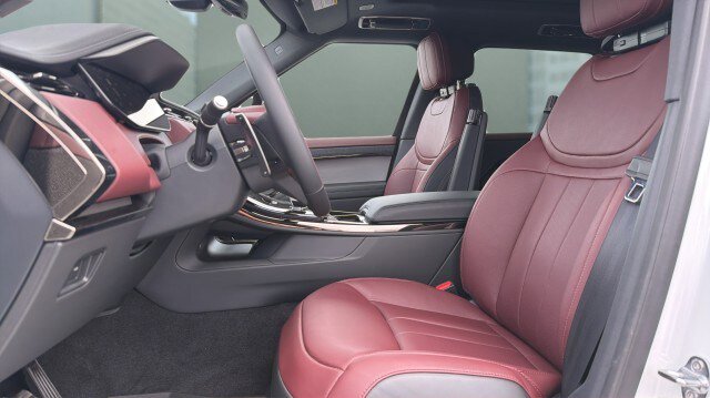 New 2026 Land Rover Range Rover Sport Dynamic SE image 26