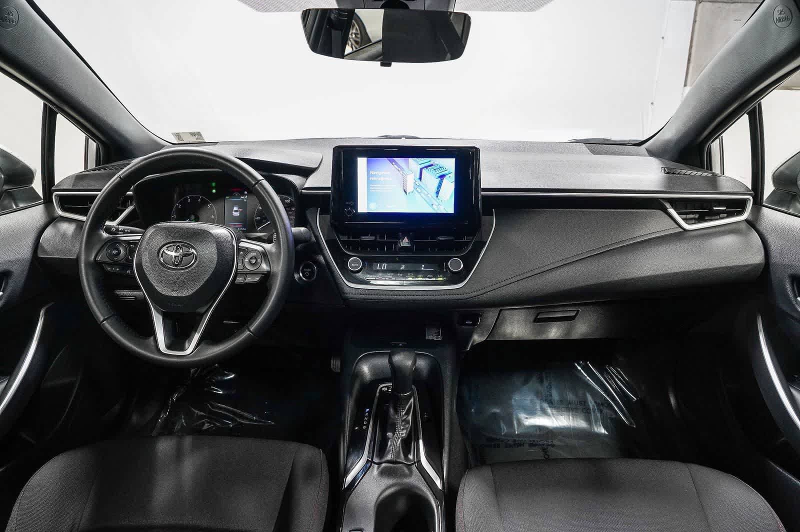 Used 2024 Toyota Corolla SE w/ SE Package FWD image 12