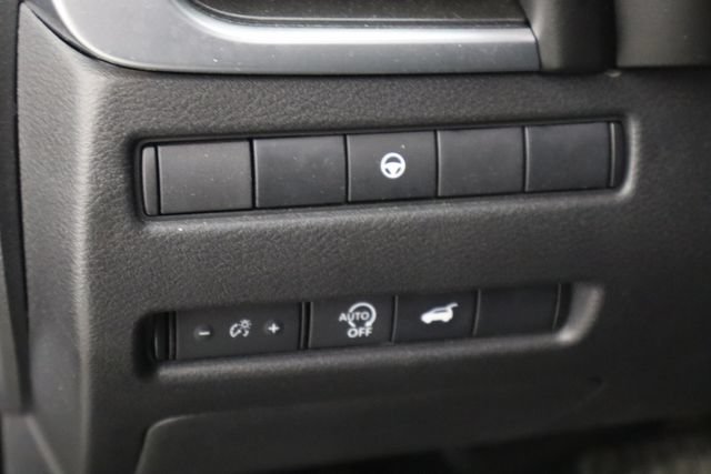 Used 2026 Nissan Rogue SV FWD image 22