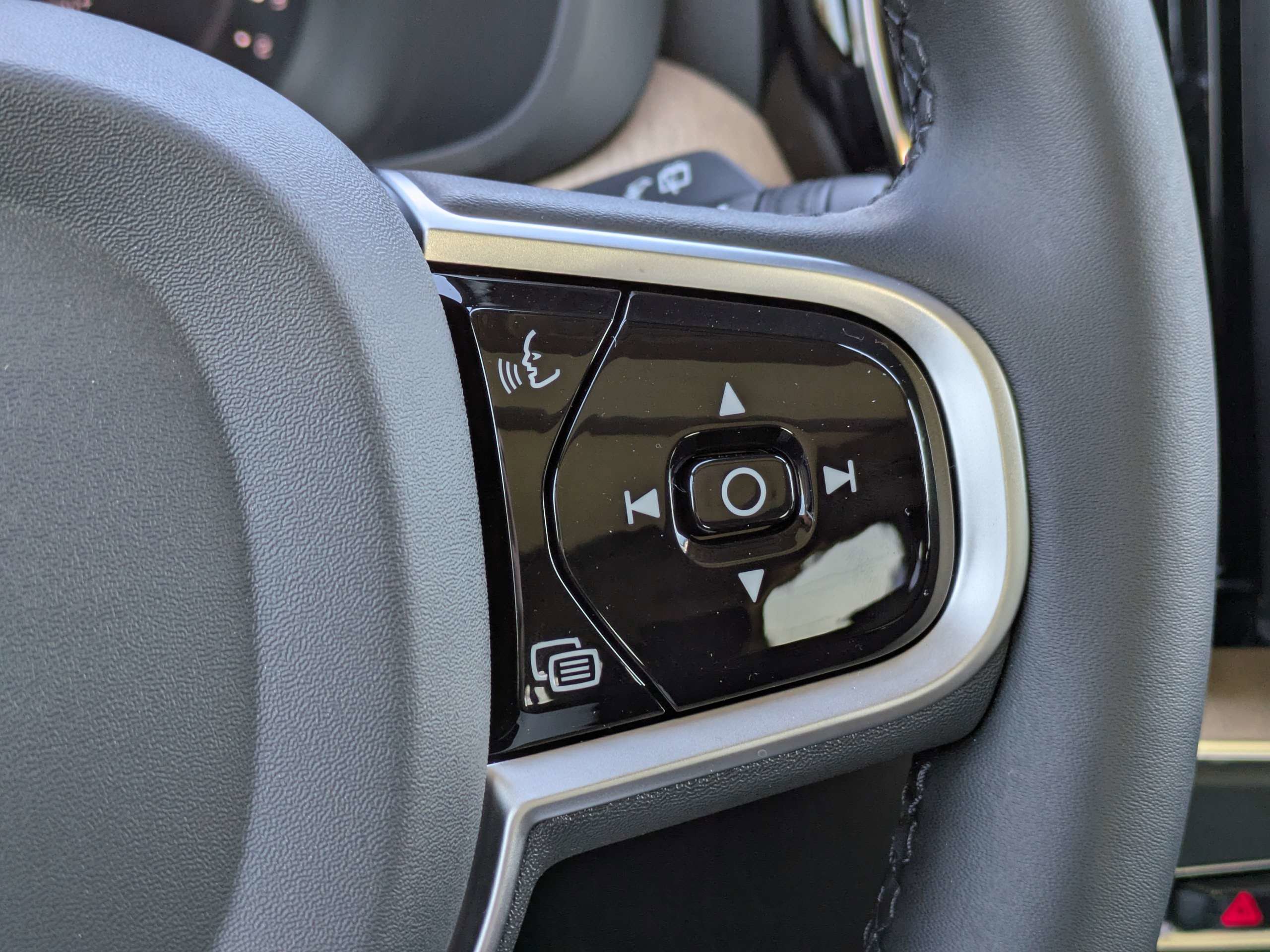 New 2026 Volvo XC60 B5 Core image 29
